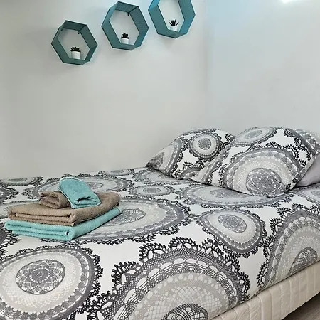 Centre De : Renove, Climatise Et Calme Lejlighed Nice